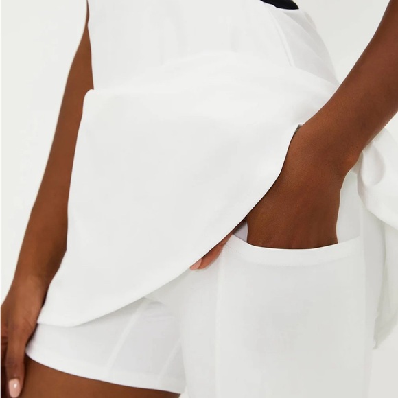 BRAND NEW WITH TAGS - BEACH RIOT WHITE & BLACK SKORT DRESS - Picture 3 of 5